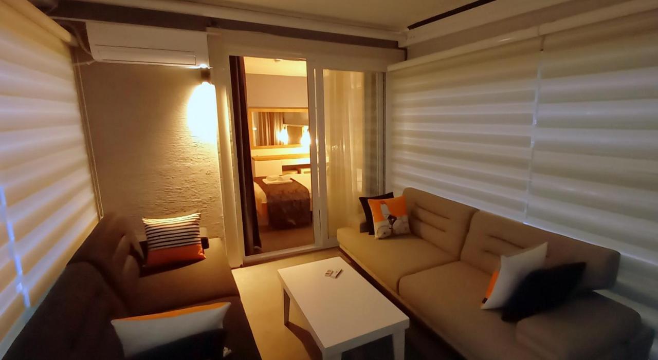 Un Amor Hotel 카스 외부 사진